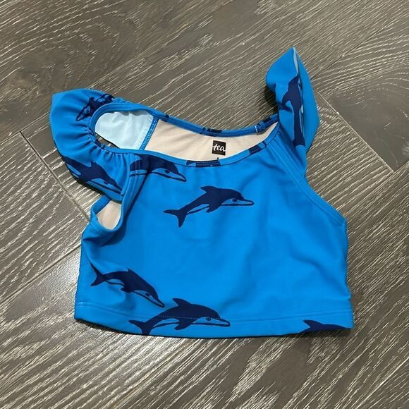 Tea Collection Shirts and Swim Lot Size 6 - Picture 8 of 10